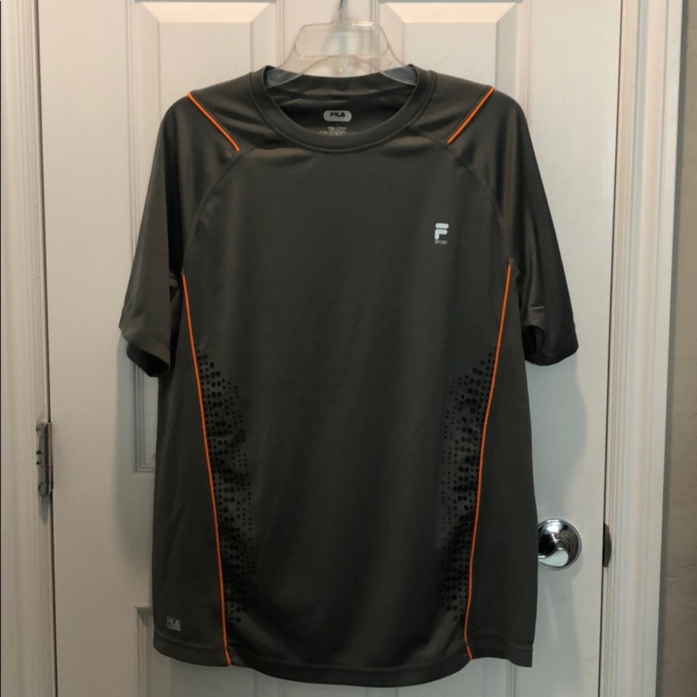 Athletic shirt